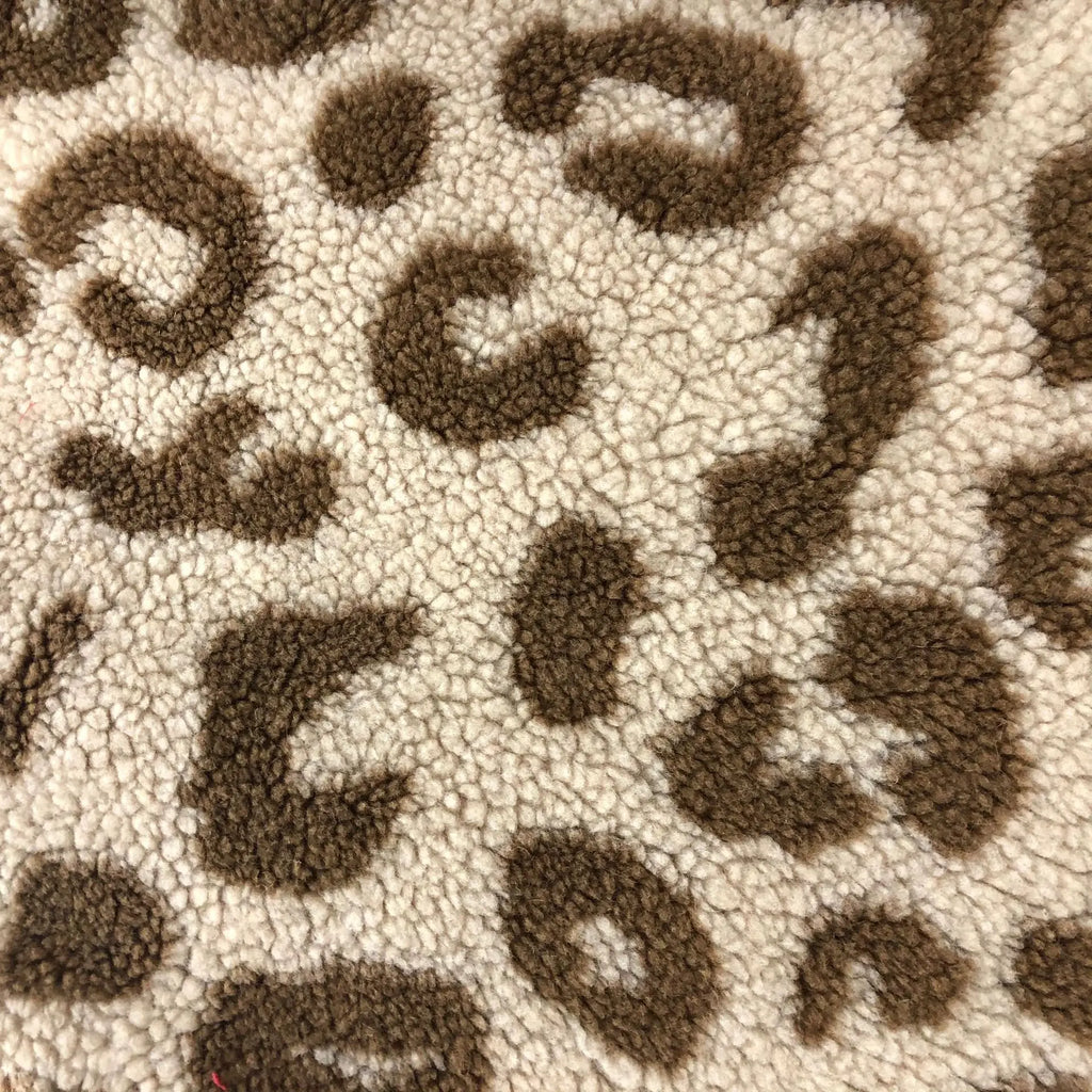 0.5m/1m/2m Lamb Velvet Leopard Print Jacquard Fabric For Warm Home Wear Coats Hoodies Pillow Bedding DIY Clothing FabricsTJ22440